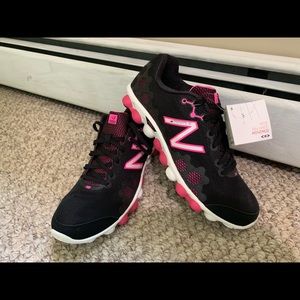 New Balance Minimus 3090 Ionix Runners 🏃🏽‍♀️